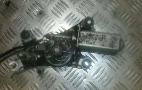 Mazda 626 Rear window wiper motor 8491003447