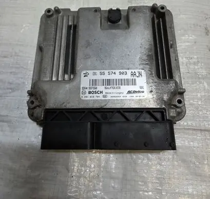 Opel Insignia A Engine control unit/module 55574903