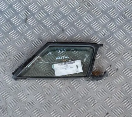 Opel Agila B Front door vent window glass four-door 
