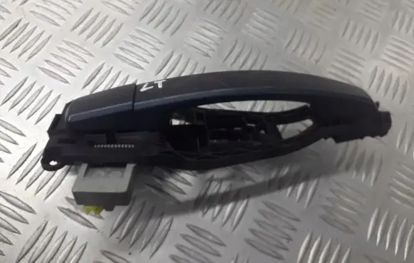 Opel Astra H Rear door handle trim 