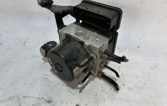 Volvo S80 ABS Pump P30736633