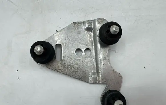 Audi RS6 C7 ABS pump bracket 4G0614235H