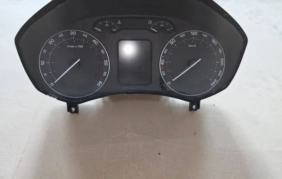 Skoda Octavia Mk2 (1Z) Speedometer (instrument cluster) 1Z0920842D