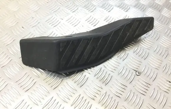Volkswagen Golf VII Foot rest pad/dead pedal 5Q2864777A