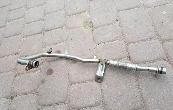 Intake resonator