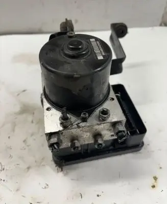 Ford Focus ABS Pump 8M512C405CA A426G 10020604004