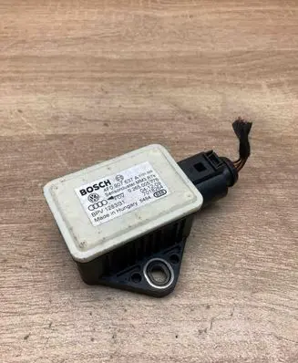 Audi A6 S6 C6 4F ESP acceleration yaw rate sensor 4F0907637A 0265005776