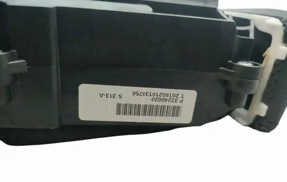 Volvo V60 Gear shifter/selector 32240020