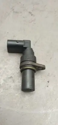 BMW 5 E39 Crankshaft position sensor 2247926