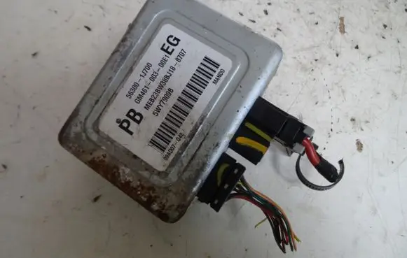 Hyundai i20 (PB PBT) Power steering control unit/module 563001J700