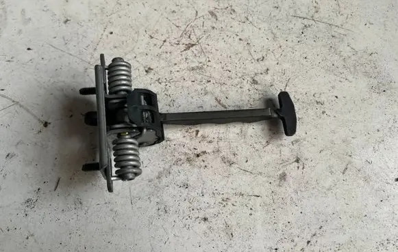 Citroen C4 Grand Picasso Front door check strap stopper