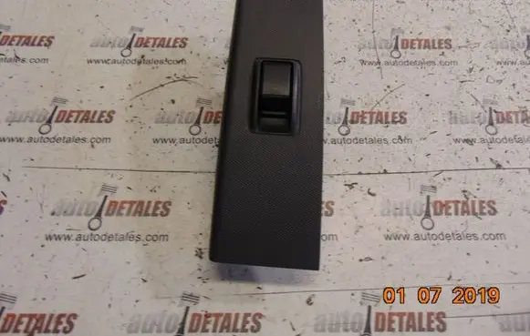 Toyota Corolla Verso AR10 Electric window control switch 742320F030