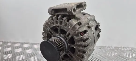 Mercedes-Benz E W212 Generator/alternator A0131546802 FG18S012