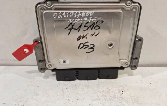 Citroen DS3 Engine control unit/module 0281017600