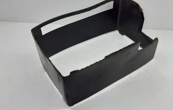 Battery box tray