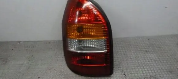 Opel Zafira A Rear/tail lights