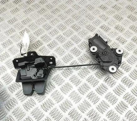 Volvo V60 Tailgate/trunk/boot lock/catch/latch 32149889 31349975