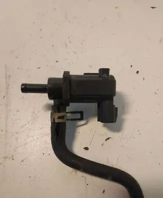 Toyota Aygo AB10 Vacuum valve 90910WC001