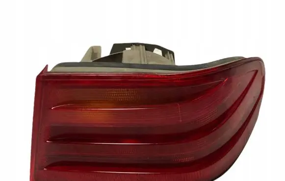 Mercedes-Benz E W210 Rear/tail lights 197042R