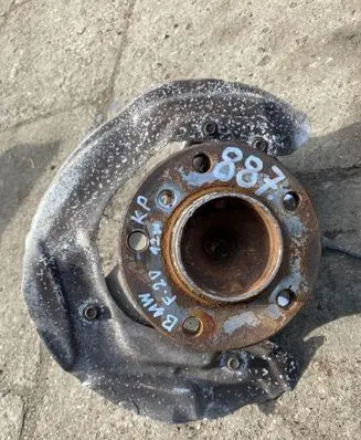BMW 1 F20 F21 Front wheel hub