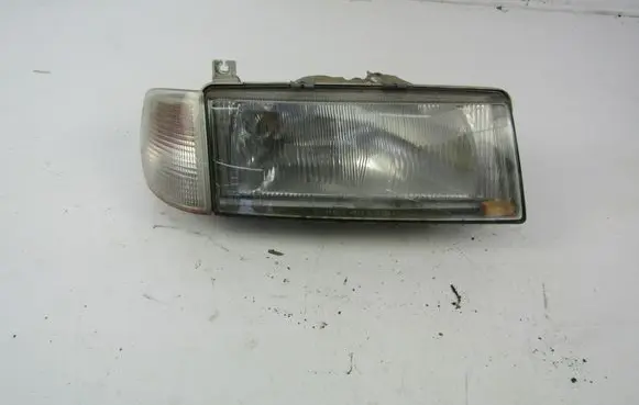 Skoda Felicia II Headlight/headlamp 