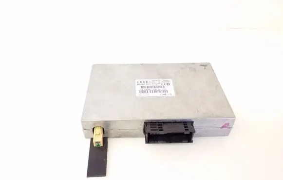 Audi A3 S3 8P Bluetooth control unit module 8P0862335E