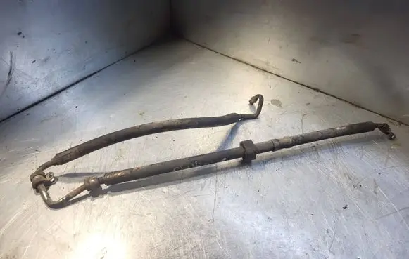 Mercedes-Benz C W203 Power steering hose/pipe/line 