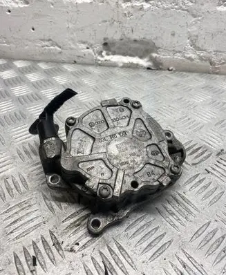 Skoda Octavia Mk3 (5E) Vacuum pump 03L145100 0904104