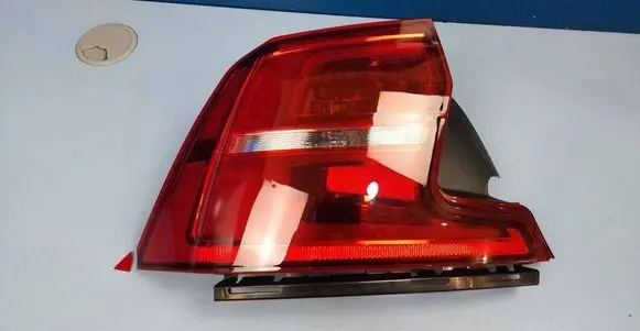 Volvo S90, V90 Rear/tail lights 31698712