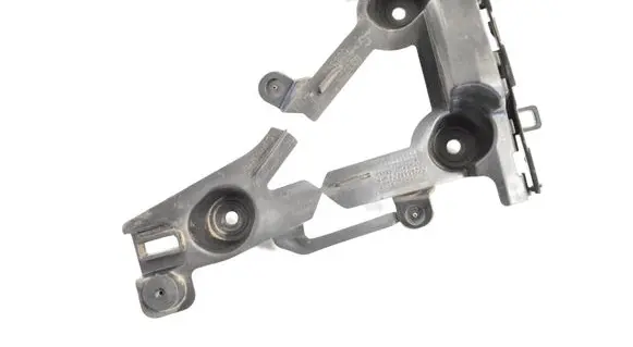 Peugeot 2008 I Rear bumper mounting bracket 9678055180