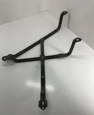 Citroen DS5 Fuel tank mounting bracket 1000183AB
