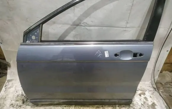 Honda CR-V Front door PILKOS