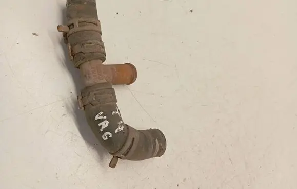 Volkswagen Transporter - Caravelle T4 Engine coolant pipe/hose 701819876
