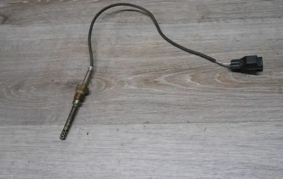 Volvo S60 Exhaust gas temperature sensor 30729643