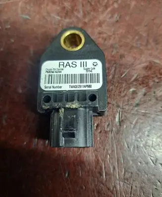 Jeep Compass Airbag deployment crash/impact sensor P68056162AA 147544C TWA0E2911AP980