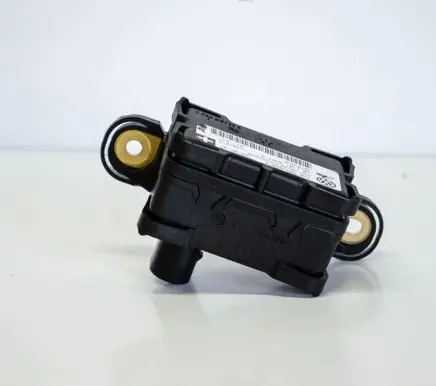 Skoda Octavia Mk2 (1Z) Acceleration sensor 7H0907652A