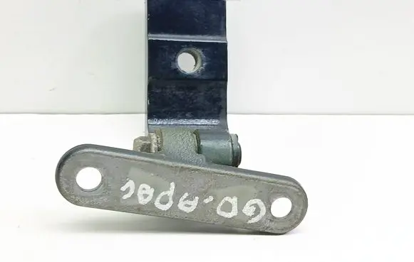 BMW 5 F10 F11 Rear door lower hinge A046574