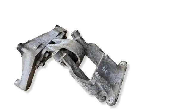 Subaru Outback Engine mounting bracket 41022AJ230 41032AJ020