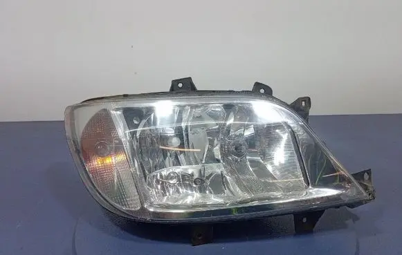 Mercedes-Benz Sprinter W901 W902 W903 W904 Headlight/headlamp 1EH24604702