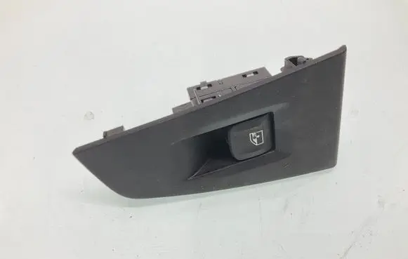 BMW 1 F40 Electric window control switch 7950756 0102983