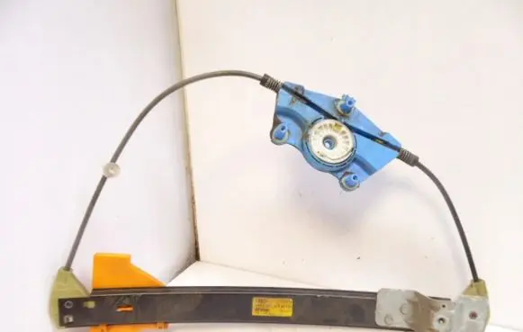 Audi A4 S4 B6 8E 8H Front door electric window regulator 8E0839461B