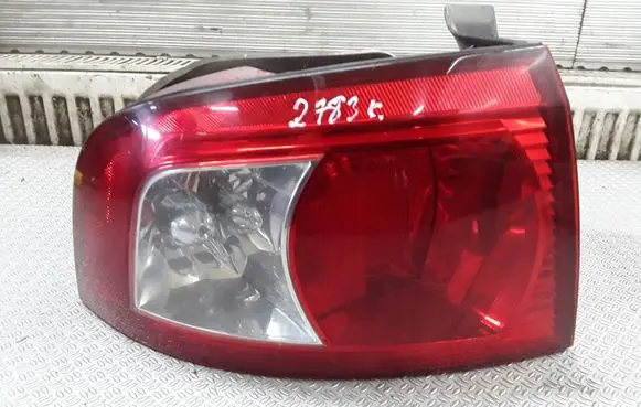 KIA Magentis Rear/tail lights