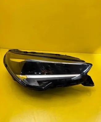 Opel Corsa F Headlight/headlamp 39162654