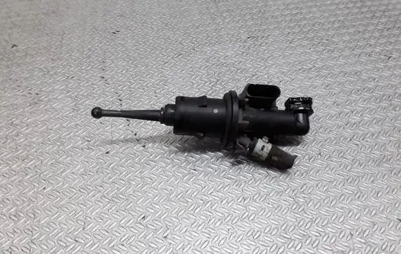 Skoda Octavia Mk2 (1Z) Clutch master cylinder