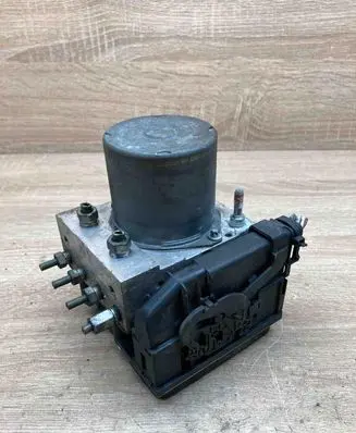 Toyota Avensis T270 ABS Pump 0265951567 0265251490