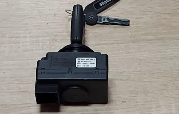 Volkswagen Touareg I Ignition lock 3D0905865H 3D0959753AD