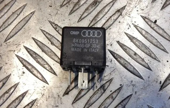 Audi A6 S6 C6 4F Other relay 8K0951253 30350
