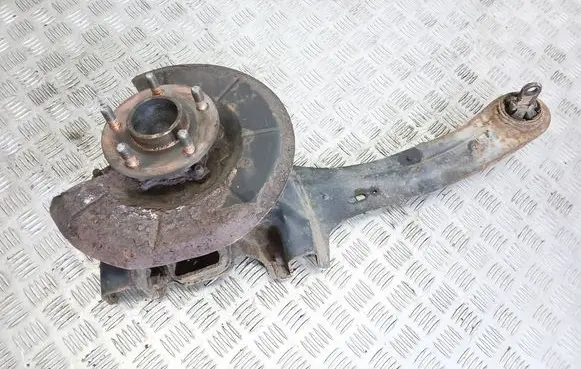 Ford Focus C-MAX Rear wheel hub spindle/knuckle 