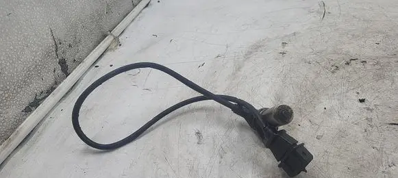 Audi A4 S4 B5 8D Crankshaft position sensor