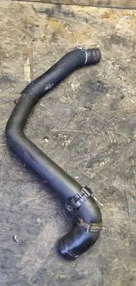Peugeot 3008 I Engine coolant pipe/hose